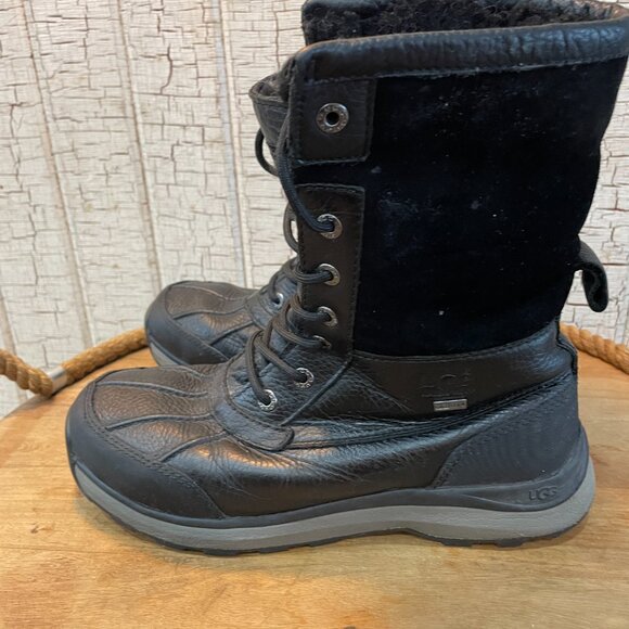 UGG Women's Adirondack III winter boots Leather Black Women 's 9 - Picture 2 of 7